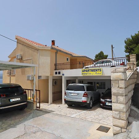 Apartments Edita & Robert 로크바 로고즈니차 외부 사진