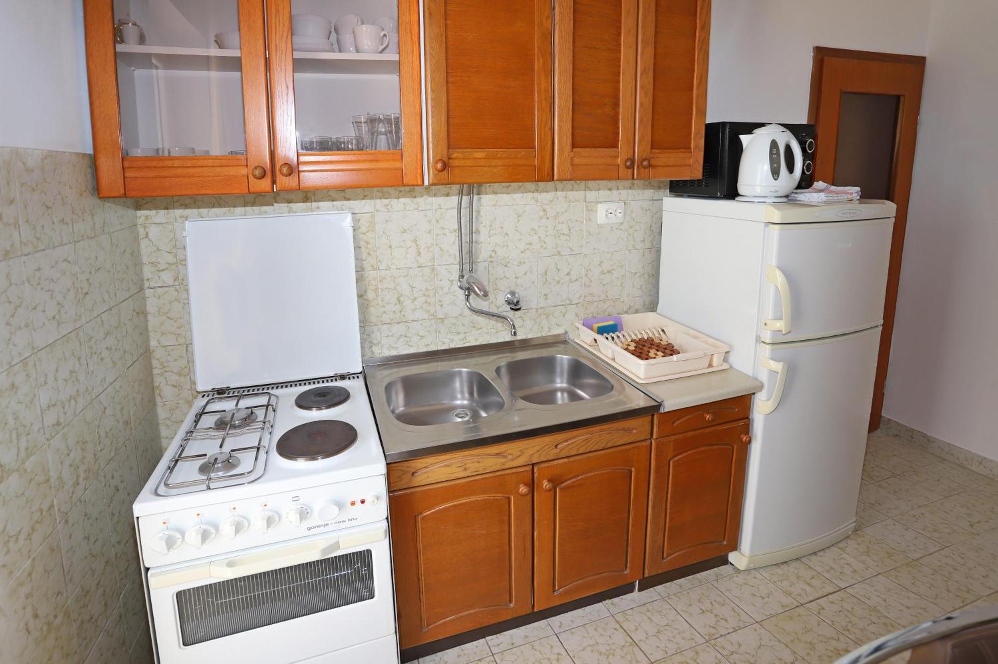 Apartments Edita & Robert 로크바 로고즈니차 외부 사진